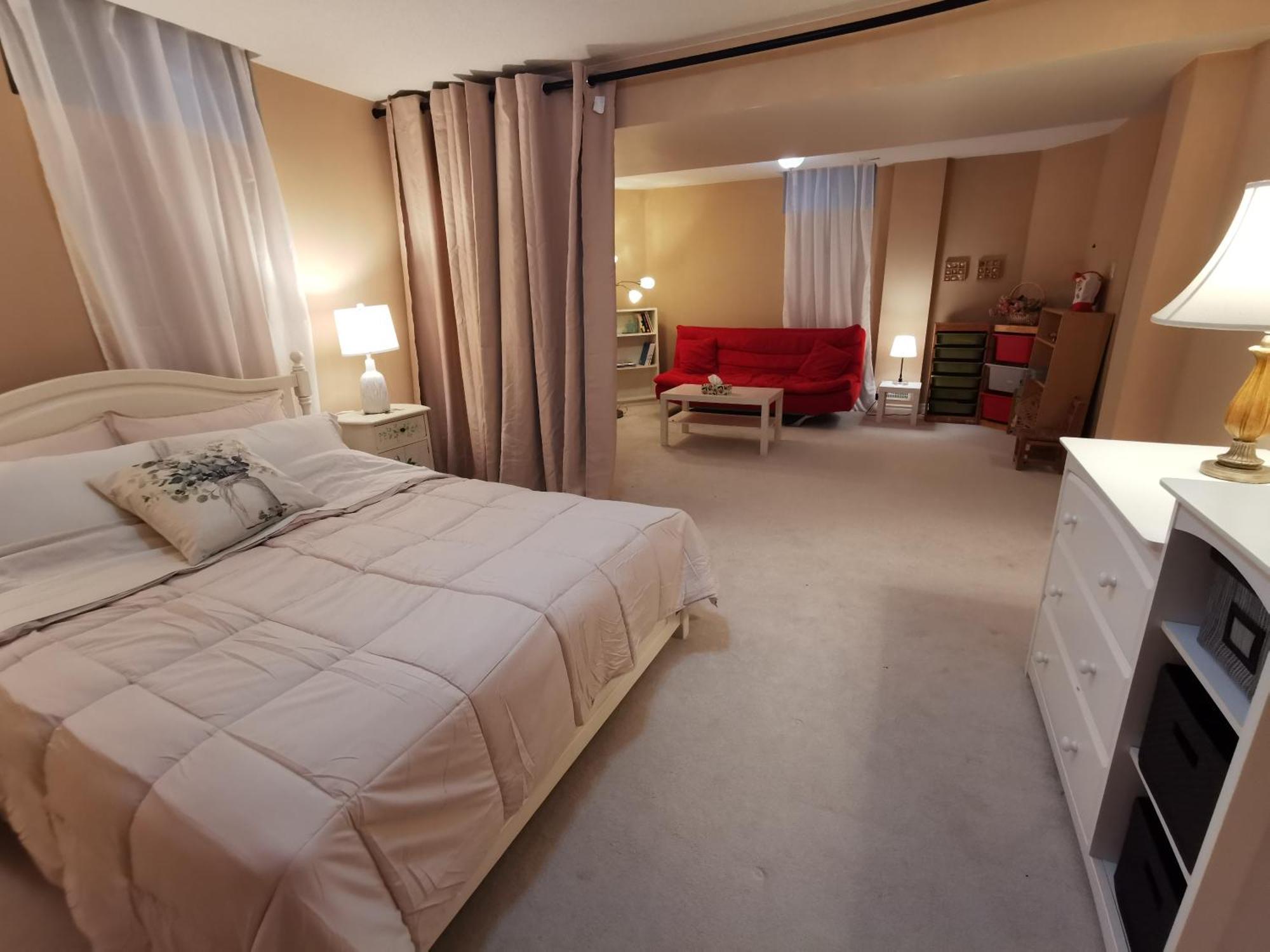 4 Bedroom 3 Washroom Charming Home In Markham With Warm Cozy Vibe Екстер'єр фото