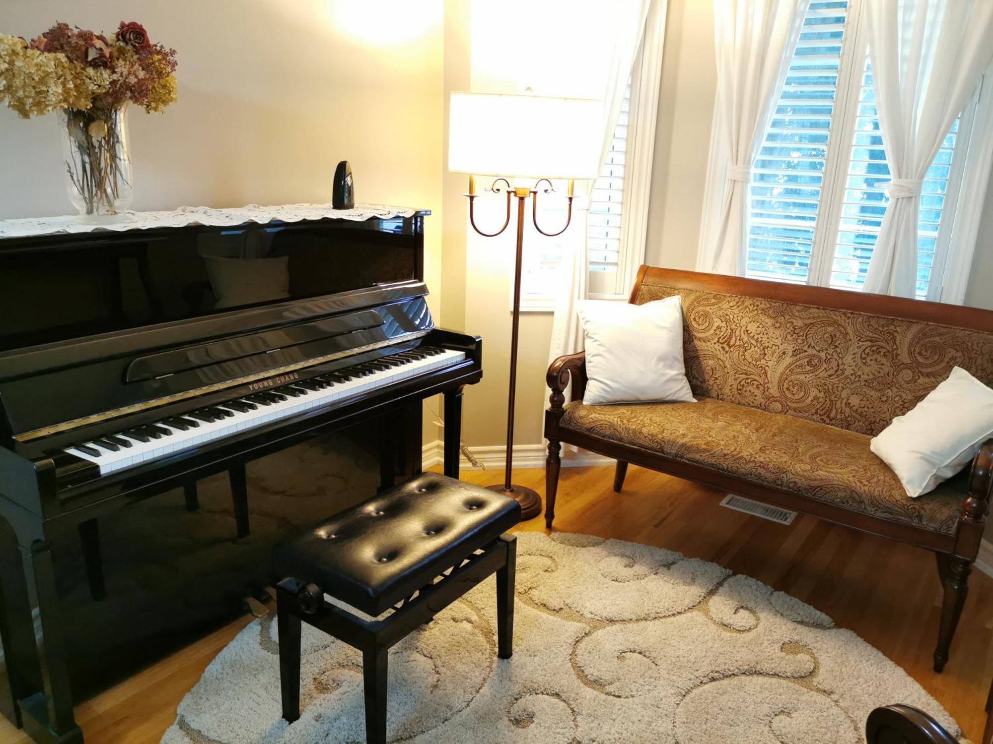 4 Bedroom 3 Washroom Charming Home In Markham With Warm Cozy Vibe Екстер'єр фото